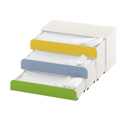 Pat pentru copii cu 3 nivele